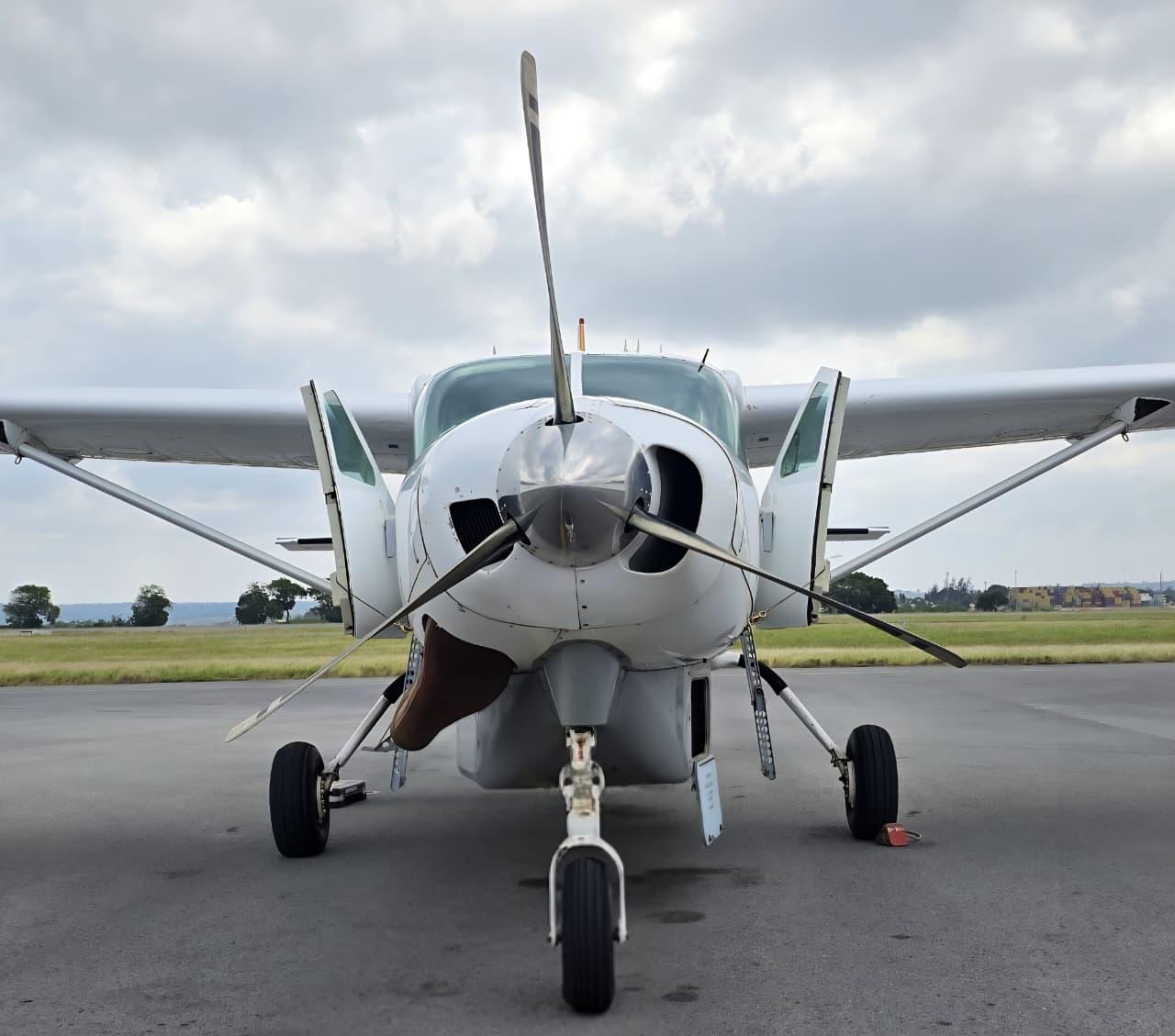 Cessna Caravan Exterior Front View