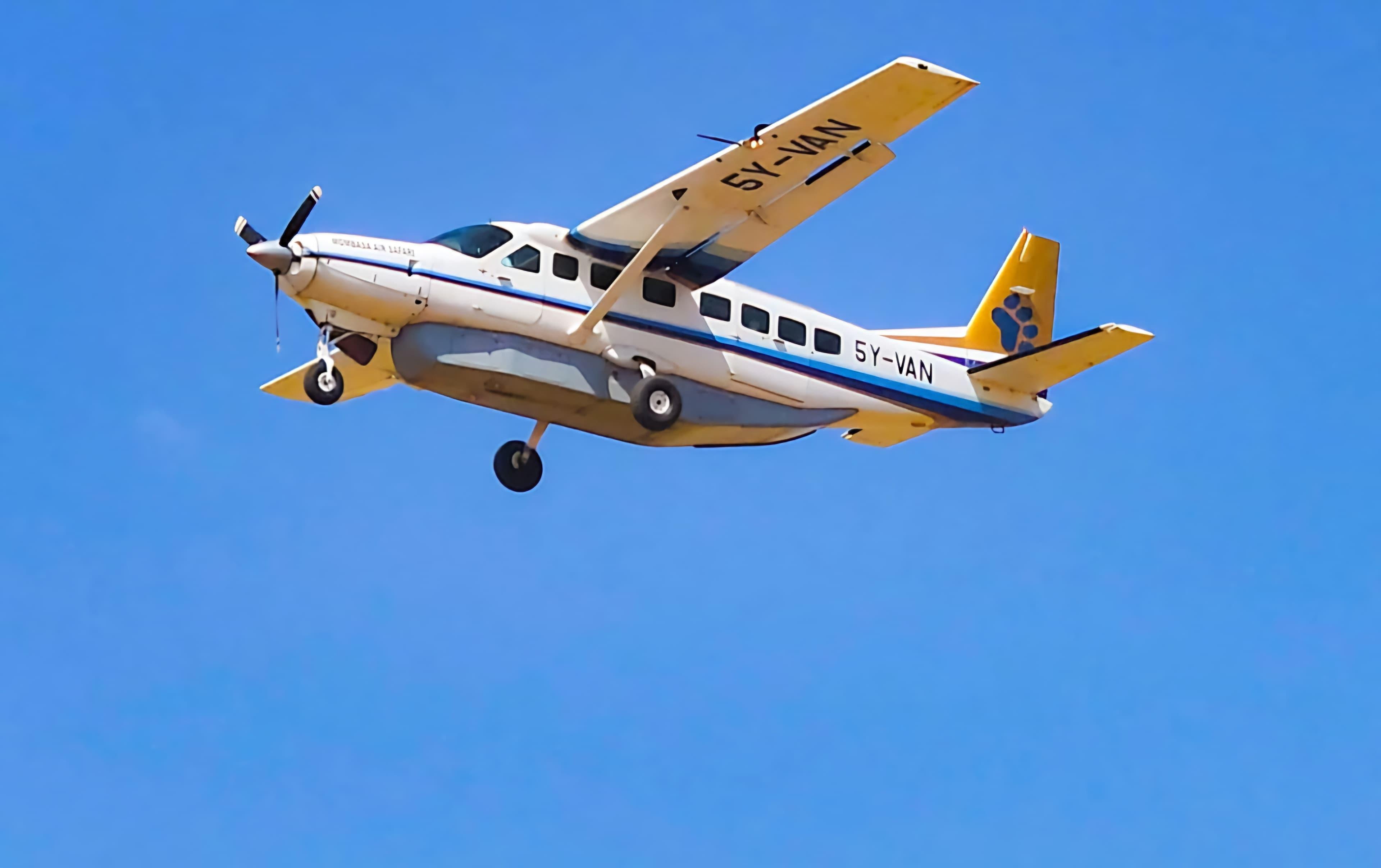 Sunsets Over the Savanna for the Perfect Tourist Photo